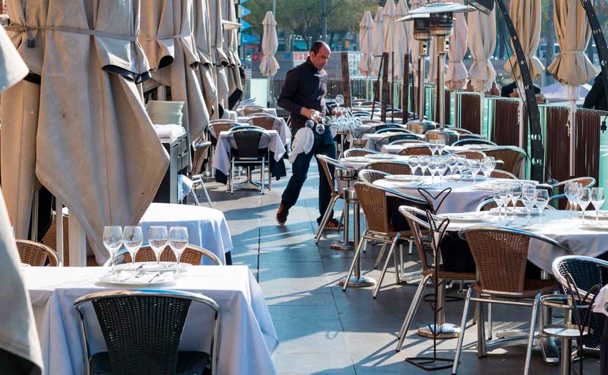 Se necesitan camareros para importante cadena de restaurantes en Sevilla