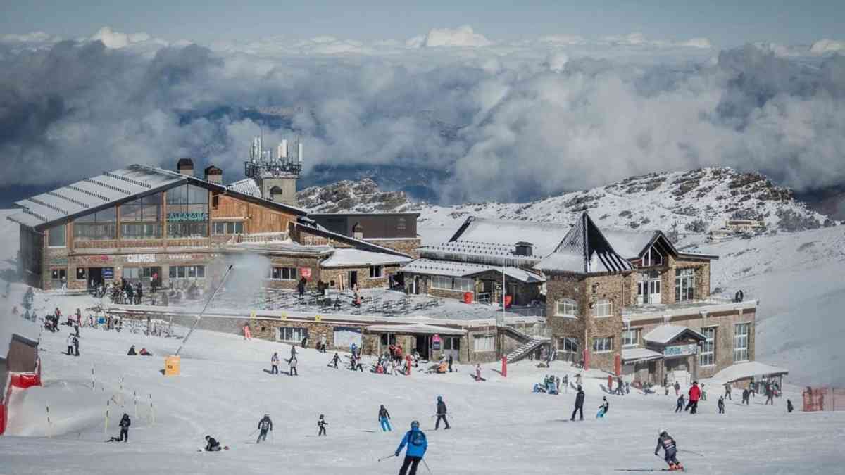 Cetursa busca trabajados para Sierra Nevada