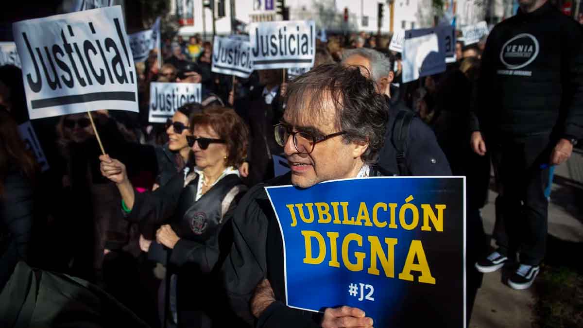 Devolución dinero mutualistas