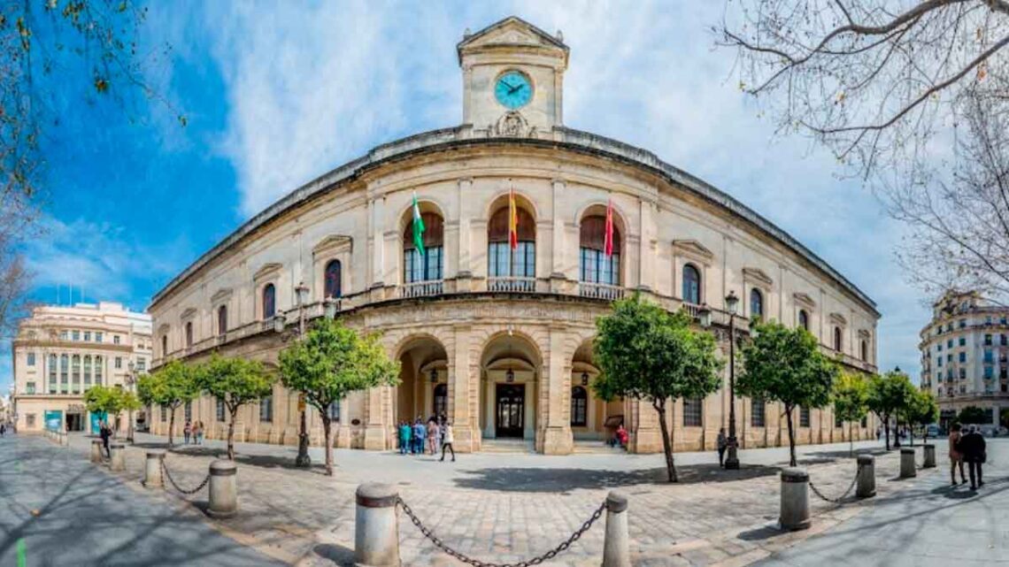 Consigue una plaza en el sector público de Andalucía: convocatorias abiertas en turno libre 