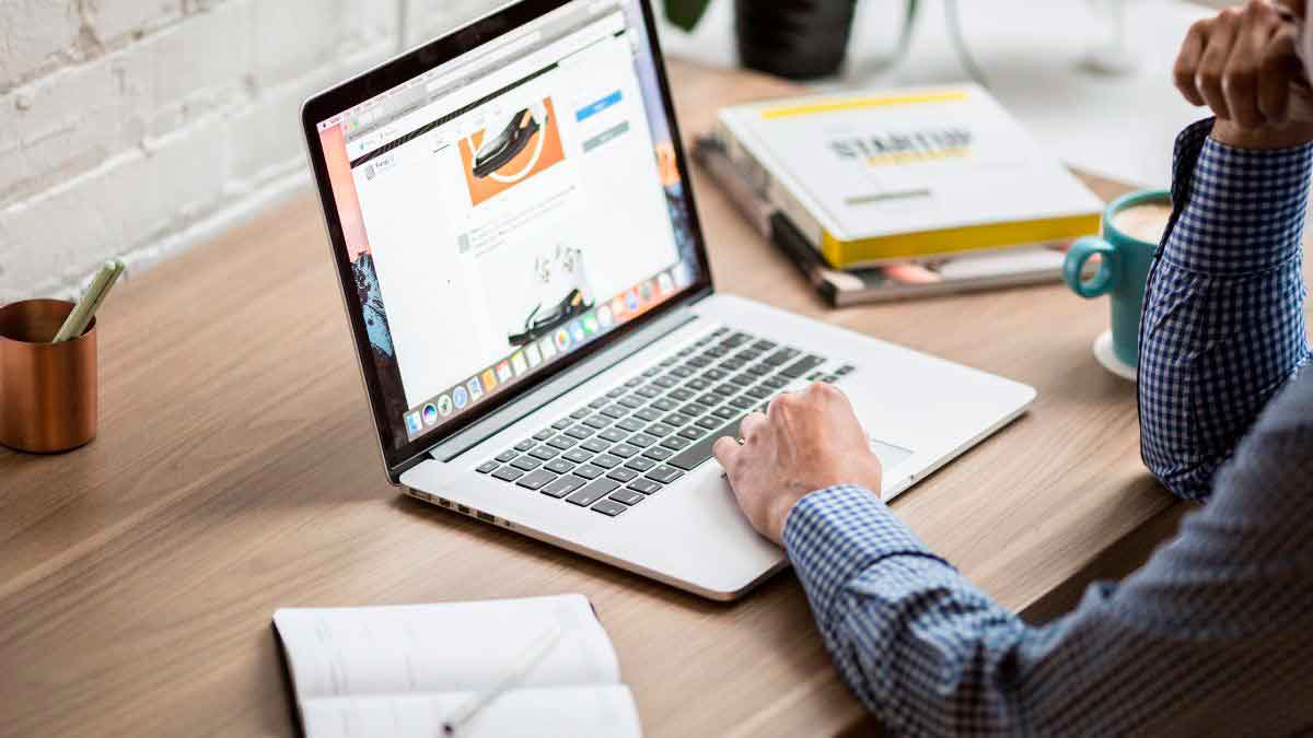 Andalucía Vuela imparte cursos de formación digital.
