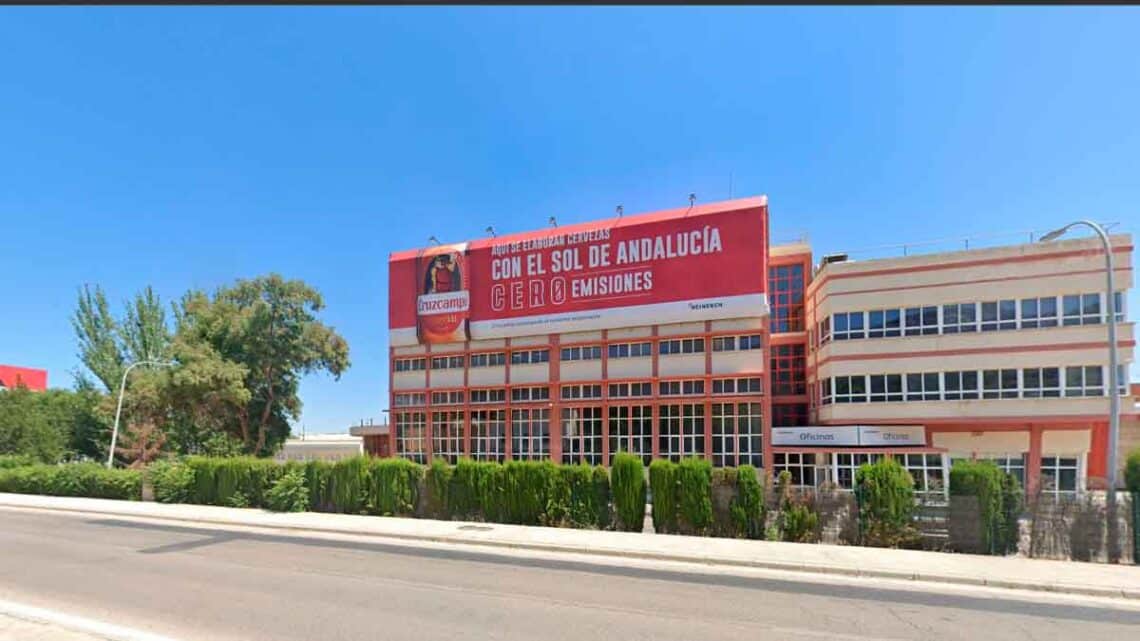 La fábrica Cruzcampo de Jaén es un centro productivo con cero emisiones que ahora busca personal: cómo enviar el curriculum a Heineken.