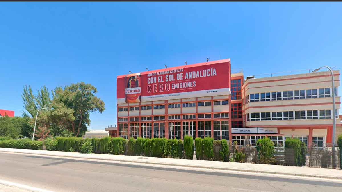 La fábrica Cruzcampo de Jaén es un centro productivo con cero emisiones que ahora busca personal: cómo enviar el curriculum a Heineken.