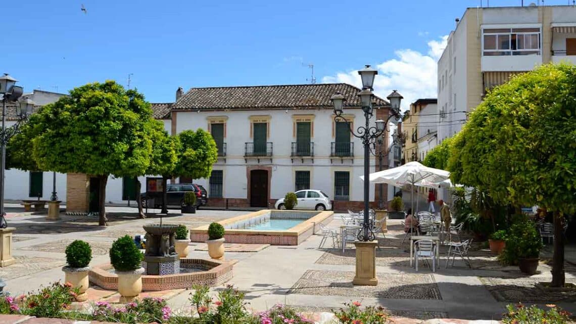 Villanueva del Río y Minas, un pueblo de Sevilla, ofrece viviendas con el metro cuadrado a 488 euros.