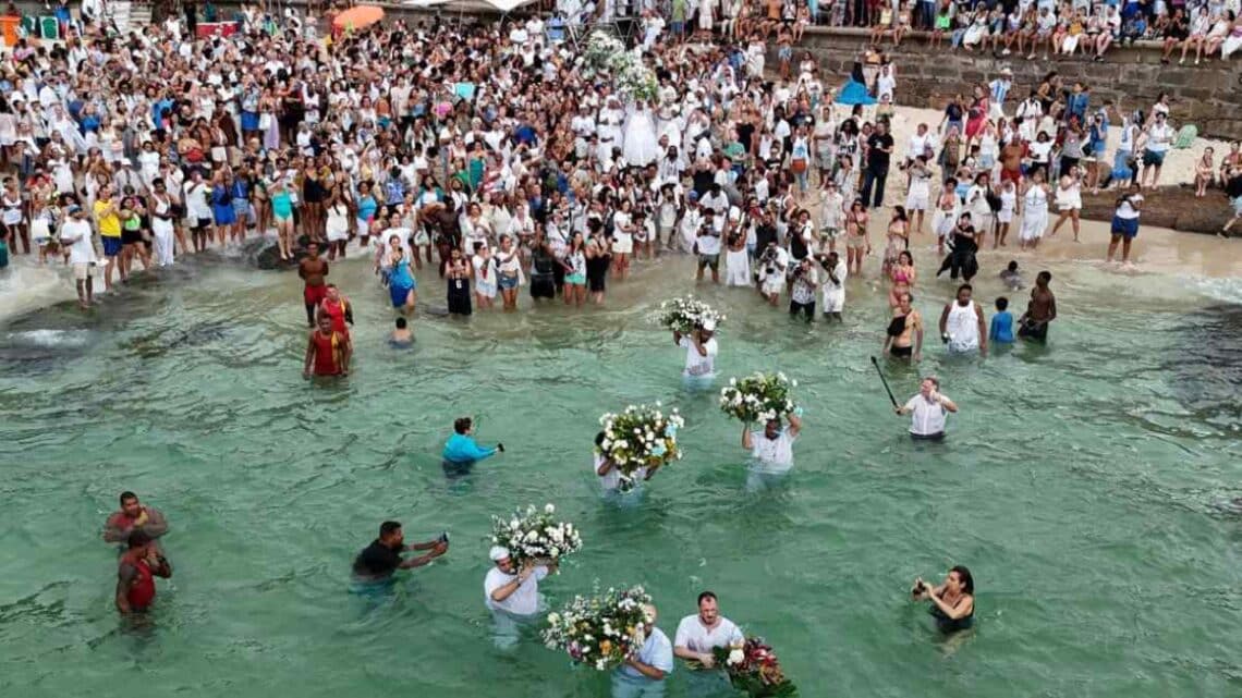 Las tradiciones de celebrar Nochevieja varían según los países.