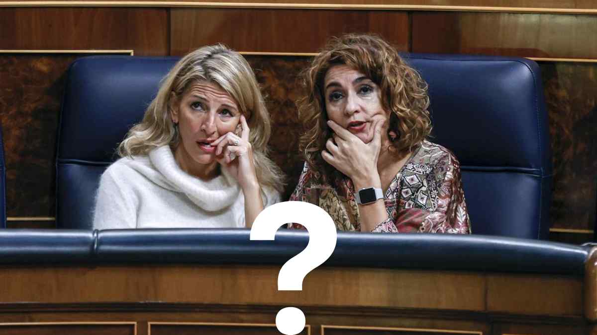 Ministras Yolanda Díaz y María Jesús Montero en el Congreso debatiendo sobre el SMI y su tributación en 2025