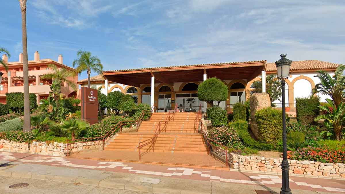 Hotel Ilunion Sancti Petri necesita reforzar su plantilla: contratos indefinidos con fijos discontinuos a jornada completa.