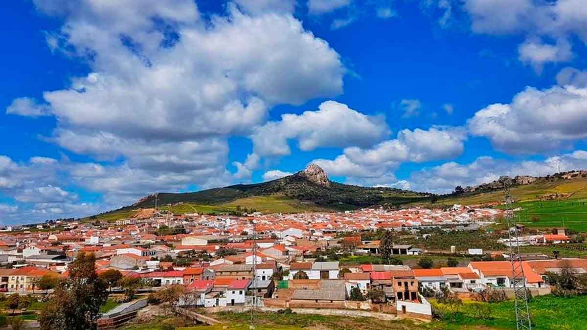 El SAE anuncia una oferta de empleo de guardés, para trabajar en una finca de Espiel (Córdoba): requisitos y forma de enviar el curriculum.