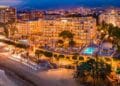 El Servicio Andaluz de Empleo anuncia que el Hotel El Fuerte de Marbella (Málaga) necesita incorporar a un ayudante de recepción.