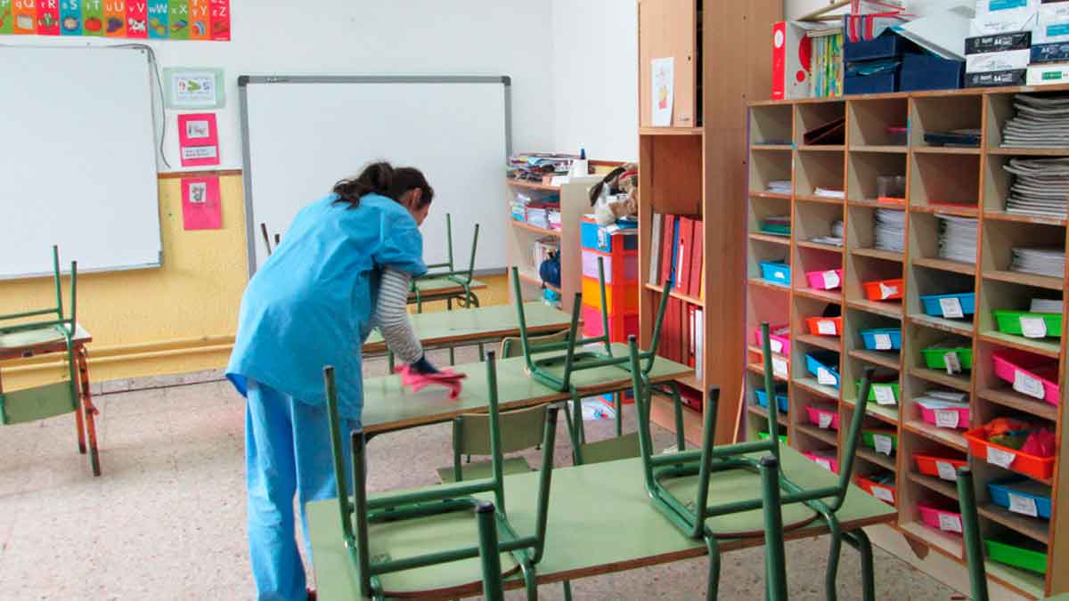 Recopilación de ofertas de empleo publicadas hoy viernes en la web del Servicio Andaluz de Empleo (SAE): envía hoy mismo tu curriculum.