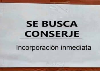 Un organismo público de San Fernando (Cádiz) necesita con urgencia a un conserje / ordenanza: ventajosas condiciones laborales.