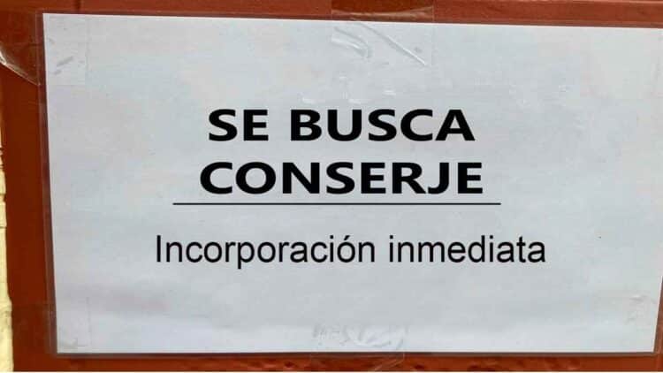 Un organismo público de San Fernando (Cádiz) necesita con urgencia a un conserje / ordenanza: ventajosas condiciones laborales.