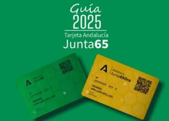 Te explicamos paso a paso cómo puedes solicitar en 2025 la Tarjeta Andalucía Junta 65 en sus dos modalidades: requisitos.