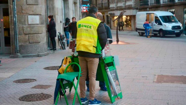 La ONCE necesita incorporar vendedores del cupón en estos municipios de la provincia de Almería: incorporación inmediata al puesto de trabajo.