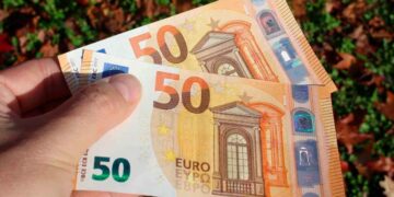 Banco de España retira billetes de 50 euros deteriorados: cómo identificarlos y qué hacer ante esta medida ya.