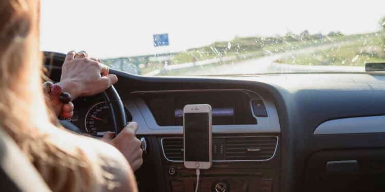 Enfermedades incompatibles con la conducción para la DGT.