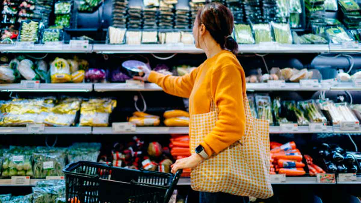 Estos son los dos alimentos que destaca un médico español para quemar la grasa abdominal de forma efectiva y saludable.