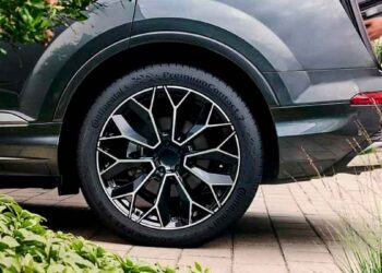 La OCU ha analizado diferentes neumáticos SUVs concluyendo en dos modelos como los más destacados del mercado.