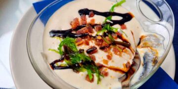 La sopa fría más emblemática de Córdoba. Aquí te dejamos la receta de la mano de uno de los mejores restaurantes.