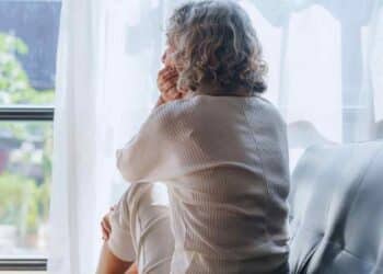 Un nuevo descubrimiento vincula la falta de vitamina K con el deterioro cognitivo.
