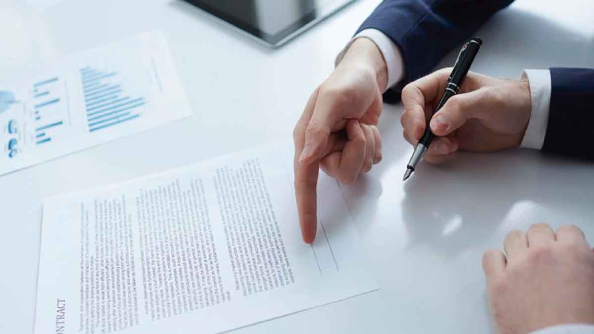 Las mejores ofertas bancarias por domiciliar tu nómina en este abril de 2025, según la OCU.