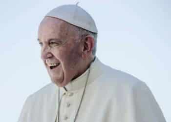 Las redes están recurriendo a las predicciones de Nostradamus después de conocerse el fallecimiento del papa Francisco.