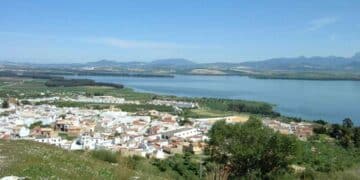 La inmobiliaria Solvia vende un piso en Bornos, Cádiz, por 52.000 euros.