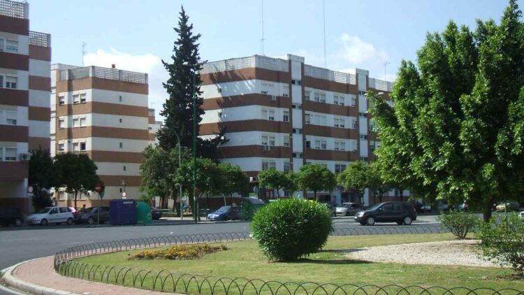 Oferta única en Sevilla: un piso de 3 habitaciones y un total de 71 m² por solo 12.000.