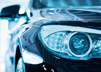 La DGT ha hecho una selección de los coches menos contaminantes del mercado. Aquí todos los detalles y las ventajas de la etiqueta ECO.