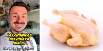 Cocinero influencer sonriente junto a un pollo entero crudo, truco para ahorrar más del 50 % frente a la pechuga fileteada