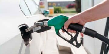 Todos los detalles sobre el incidente que ha ocasionado esta gasolinera low cost al mezclar agua y gasolina.