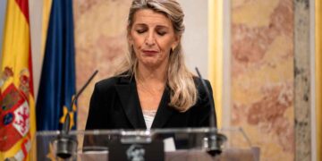 La ministra en rueda de prensa sobre la jubilación anticipada y la rebaja del 21 % en pensiones