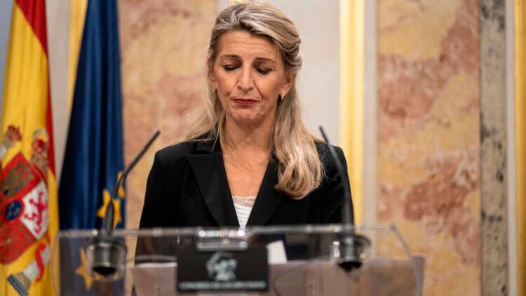 La ministra en rueda de prensa sobre la jubilación anticipada y la rebaja del 21 % en pensiones