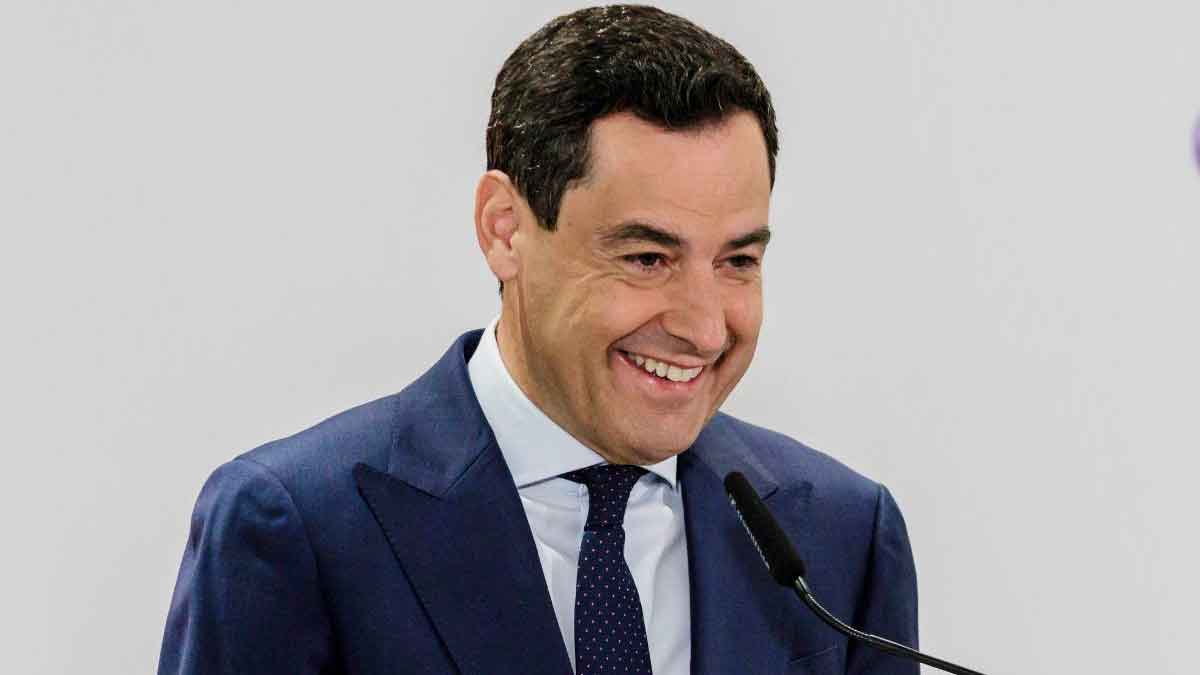 Representante de la Junta de Andalucía anuncia en rueda de prensa la revalorización de la Renta Mínima de Inserción hasta 1.500 € mensuales