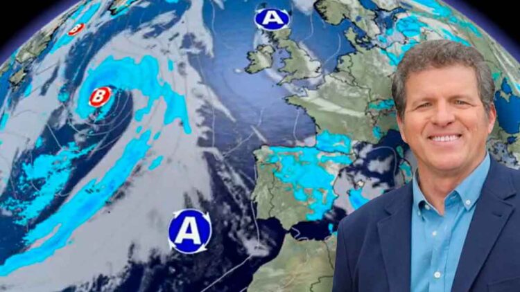 Mario Picazo sobre un mapa meteorológico europeo pronostica un fin de semana con temperaturas de hasta 35 °C en Andalucía