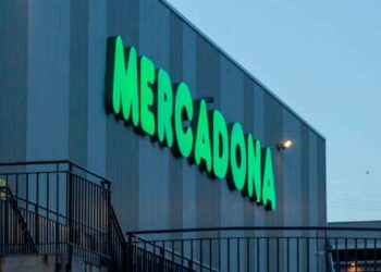 Firme oposición a la reducción de la jornada laboral por parte de la patronal de Mercadona, Lidl y Aldi 