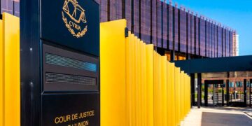 Fachada del Tribunal de Justicia de la Unión Europea en Luxemburgo, centro del fallo que cuestiona el complemento de brecha de género