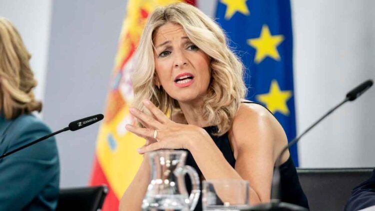 Yolanda Díaz en rueda de prensa sobre prestaciones del SEPE y jubilación anticipada