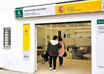 Resolvemos todas las dudas sobre si podemos seguir cobrando el paro o no si encuentro trabajo de solo tres horas al día.