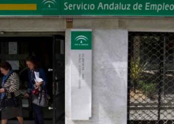 El Servicio Público de Empleo Estatal (SEPE) ha aclarado la duda de si se puede cobrar el paro tras un periodo corto de contratación.
