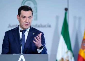 Presidente de la Junta de Andalucía anunciando la Renta Mínima de Inserción Social RMISA 2025