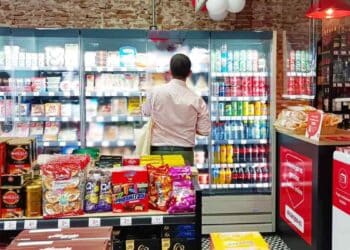 Una conocida cadena de supermercados despedirá a 710 trabajadores en España.