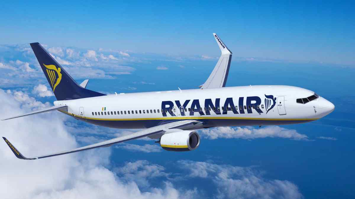Ryanair vuelve a estar en el ojo del huracán al impedir volar a un hombre de 89 años por tener un DNI permanente.