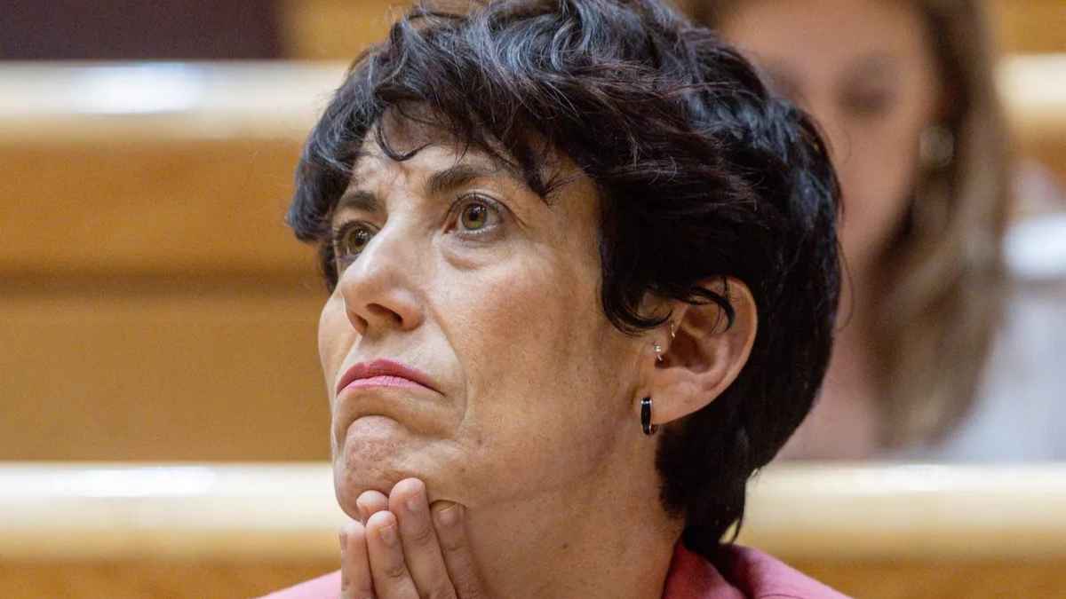 Elma Sáiz debate eliminación extra 20 porciento pensionistas mayores 55.