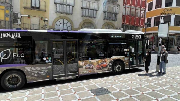 Autobús gratis en Andalucía.
