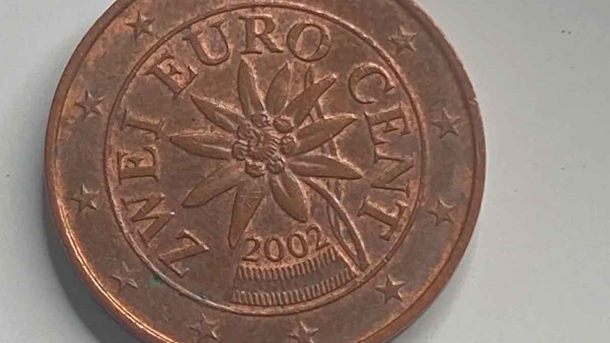 Moneda austríaca de 2 céntimos del año 2002 con error de acuñación que aumenta su valor hasta 600 euros