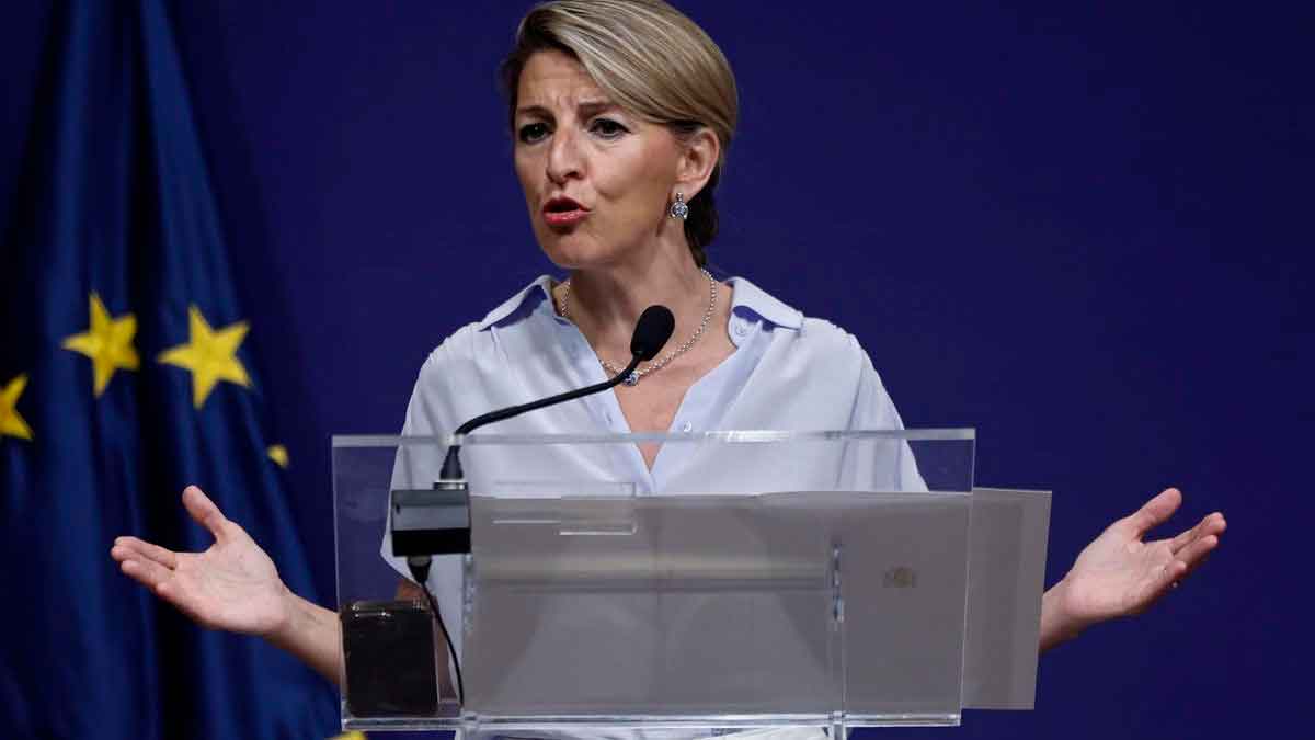 La ministra de Trabajo explica en rueda de prensa los requisitos del subsidio para mayores de 52 años del SEPE