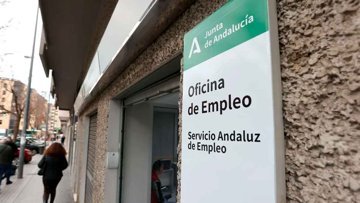 Oficina de Empleo del Servicio Andaluz de Empleo para prácticas no laborales en Andalucía