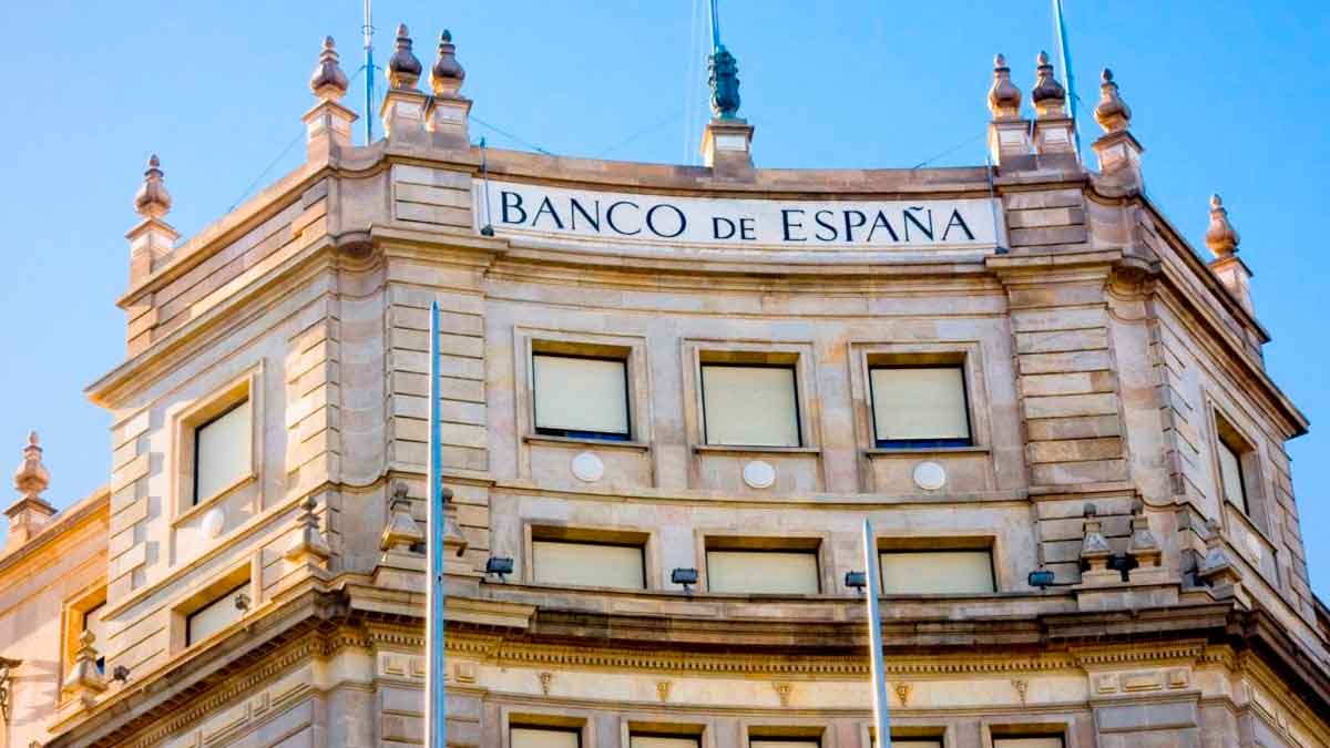 Fachada del Banco de España que vigilará los límites de las transferencias inmediatas