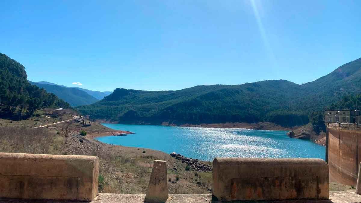 Embalse en Andalucía con nivel de agua al 45 por ciento de su capacidad en septiembre 2025